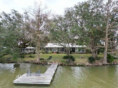(private lake, pond, creek) Home For Sale in Morgan City Louisiana