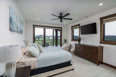 Built to perfection in 2024, this rare 6,000+ sq/ft mountain - photo 46