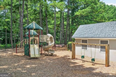 This Well-Maintained 4 Bedroom, 2.5 Bathroom Home with a - photo 49