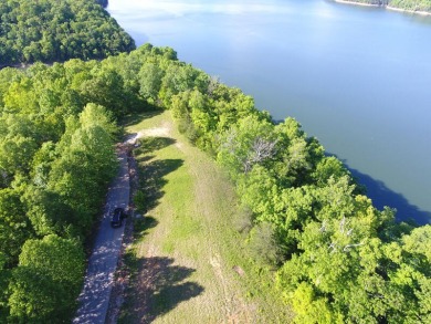 Lake Lot For Sale in Monticello, Kentucky
