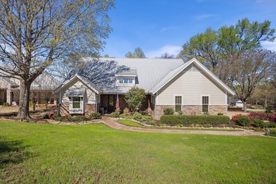 Experience the perfect blend of comfort, luxury, and East Texas - photo 2