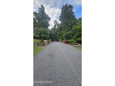 Lake Acreage For Sale in Lafollette, Tennessee