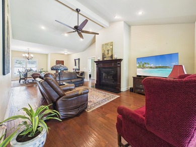 Beautiful 3 bed, 2 bath brick home on the golf course in The - photo 13