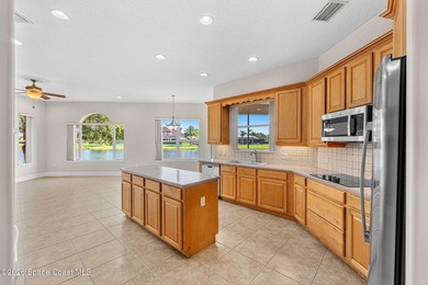 Meticulously maintained 3-bedroom, 2.5-bath home with a - photo 13
