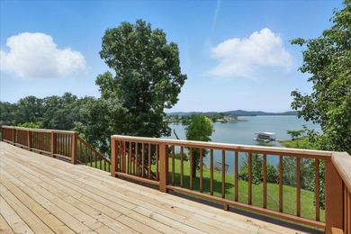Douglas Lakefront home with gentle sloping property, incredible - photo 18