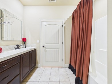 Beautiful 3 bed, 2 bath brick home on the golf course in The - photo 20