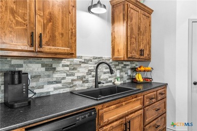 THIS IS THE ONE! This stunning 4-bedroom, 3-bath open-concept - photo 10