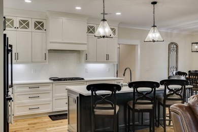 Price Reduced - 2-Year-Old Custom Home with Private Dock -- Golf - photo 24
