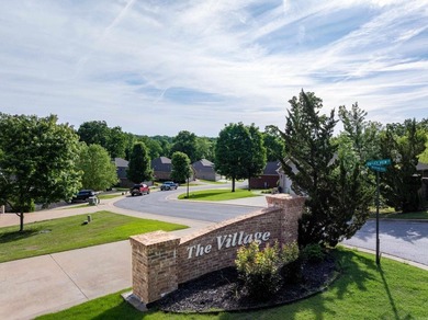 Beautiful 3 bed, 2 bath brick home on the golf course in The - photo 28