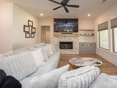 Additional listing photo 3