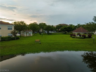 This beautifully maintained 3-bedroom, 2 and a half bath - photo 7