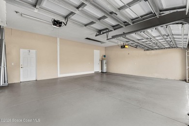 Meticulously maintained 3-bedroom, 2.5-bath home with a - photo 47