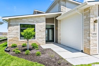 Wow! Sleek and modern 3 bed, 3 bath, 3 car ranch boasting 9 ft - photo 2