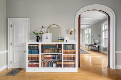 'Grosse Pointe' in Ferrisburgh, Vermont is an extraordinary New - photo 9
