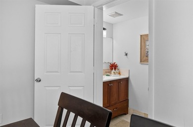 Welcome to this spacious 2-bedroom, 2.5-bath townhouse offering - photo 11