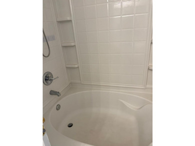 Great opportunity! To own a cozy townhome in a desirable - photo 15