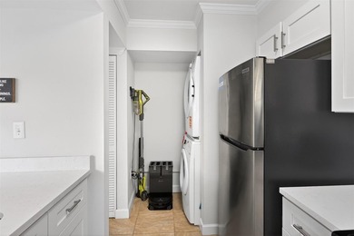 Welcome to this spacious 2-bedroom, 2.5-bath townhouse offering - photo 17