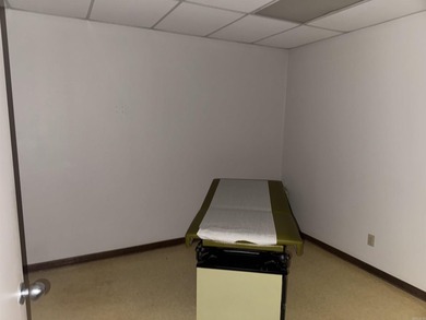 LARGE OFFICE SPACE LOCATED WALKING DISTANCE FROM JRMC. LOCATION - photo 29