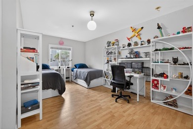 Welcome to this spacious 2-bedroom, 2.5-bath townhouse offering - photo 30