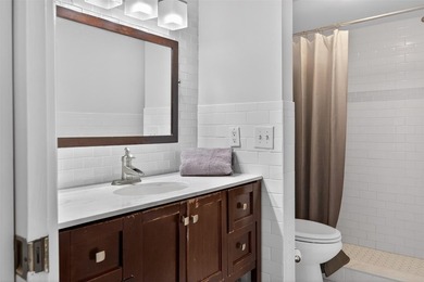 Welcome to this spacious 2-bedroom, 2.5-bath townhouse offering - photo 32
