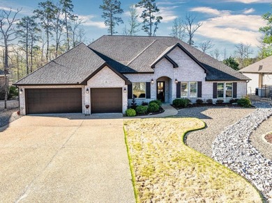 Come see this Fairway Delight located on the #3 fairway of - photo 1