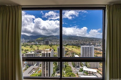 NEW LISTING! Experience the best of Waikiki from this - photo 4