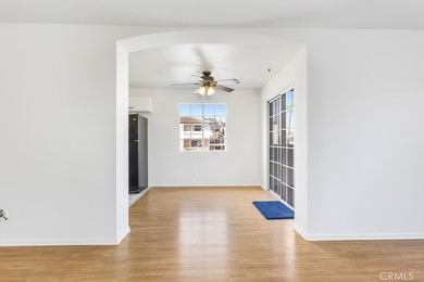 Rare offering! This beautifully maintained single-story 3 - photo 12