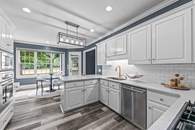 TRADITIONAL TWO STORY FAIRWAY HOME IN GREAT WATERS AT REYNOLDS - photo 22