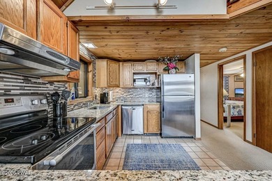 POWERBOATING LAKEFRONT HOME ON ROAMINGWOOD LAKE IN THE HIDEOUT! - photo 23