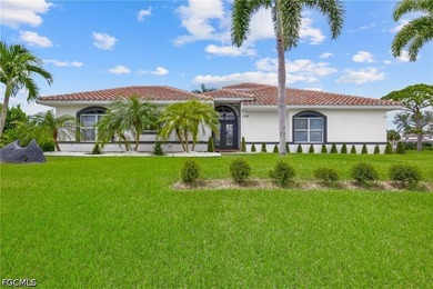 WOW! RARE OPPORTUNITY! HUGE COURTYARD STYLE HOME ON INTERSECTING - photo 32