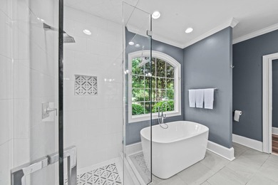 TRADITIONAL TWO STORY FAIRWAY HOME IN GREAT WATERS AT REYNOLDS - photo 36