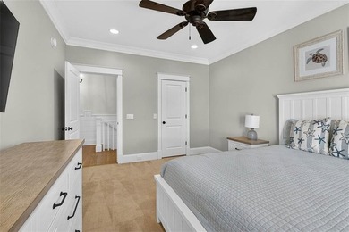 Nestled in the neighborhood of Village Oaks, this beautifully - photo 38