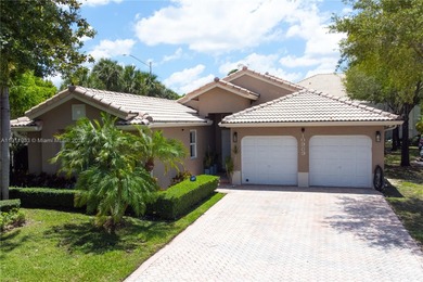 Coopers Hawk Lake  Home Sale Pending in Doral Florida
