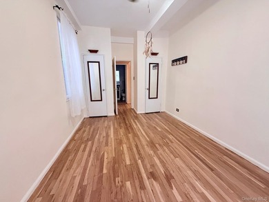 Well-proportioned one-bedroom co-op featuring a spacious living - photo 7