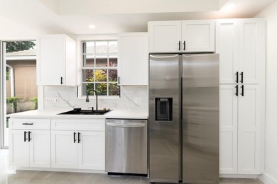 Welcome to this fully renovated 3-bedroom, 2.5-bathroom home - photo 10