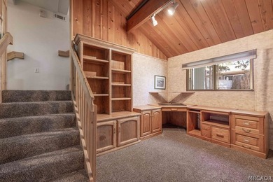 Located in the peaceful Shay Meadows area on the east side of - photo 12