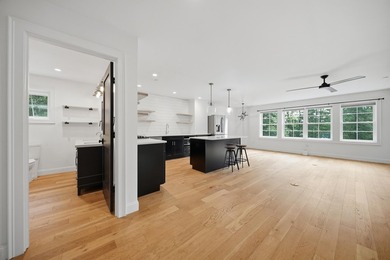Discover an exceptional private retreat nestled on 2.3 - photo 50