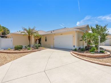 Welcome to this beautiful TURNKEY Stoneybrook Courtyard Villa - photo 3