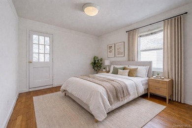 Welcome to this lovely 3 bed, 2 bath home located in the - photo 13