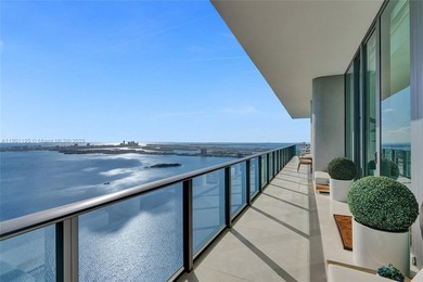 Penthouse Palace in the Sky-Breathtaking Views of Biscayne Bay &