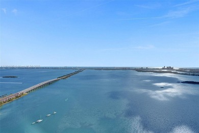 Penthouse Palace in the Sky-Breathtaking Views of Biscayne Bay &