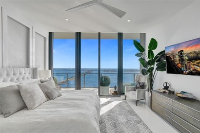 Penthouse Palace in the Sky-Breathtaking Views of Biscayne Bay &