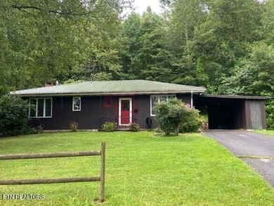 Upland Lake Home For Sale in Sparta Tennessee