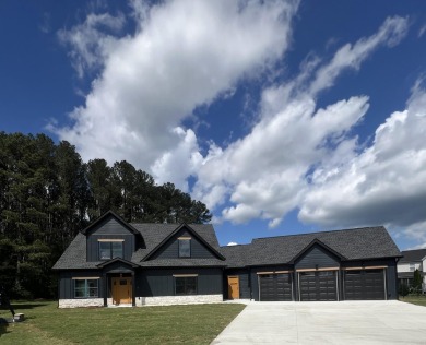 Lake Home Sale Pending in Ringgold, Georgia