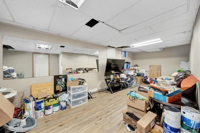 Welcome To This 2 Bed 2 Bath On An Oversized Lot. Right In The - photo 23