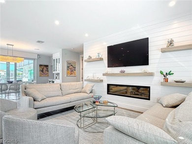 Welcome to your dream oasis in beautiful Sanibel! This stunning - photo 2