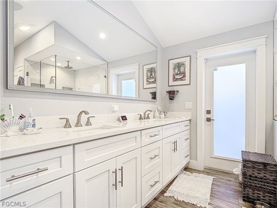Welcome to your dream oasis in beautiful Sanibel! This stunning - photo 8