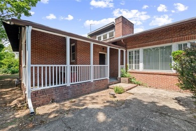Welcome to 1026 West Broadway, a rare mid-century modern home - photo 2