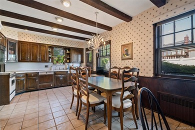 Welcome to 1026 West Broadway, a rare mid-century modern home - photo 9