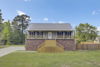 Lake Home For Sale in Bonneau, South Carolina